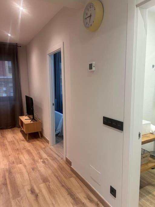 Coqueto Apartamento Cerca Del Casco Viejo Con Garaje Gratis Билбао Екстериор снимка